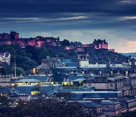 Edinburgh skyline at night