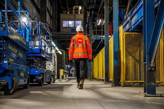 Biffa waste contractor in waste recycling facility